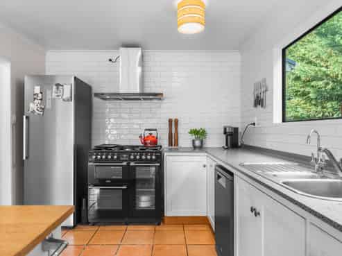 767 Gladstone Road, Carterton