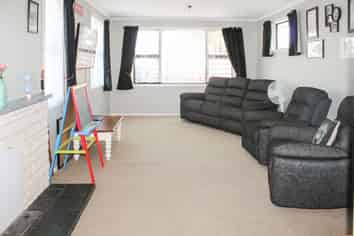 175 Tremaine Avenue, Westbrook