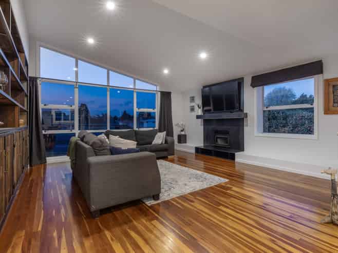 16 Glen Street, Levin