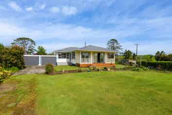 221 Stanley Road, Te Popo