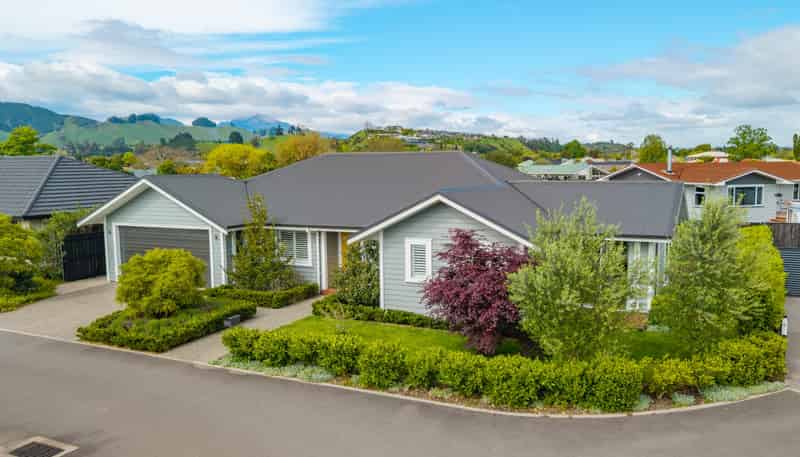 10 Thomas Way, Brightwater