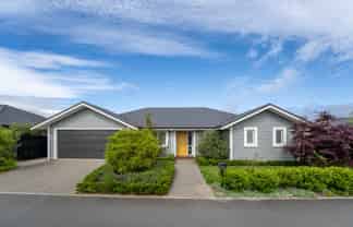 10 Thomas Way, Brightwater