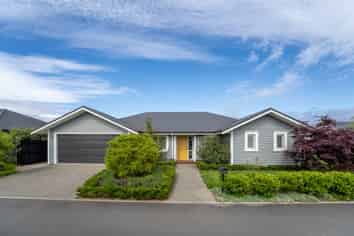 10 Thomas Way, Brightwater