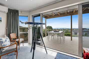 43 Waiora Road, Stanmore Bay