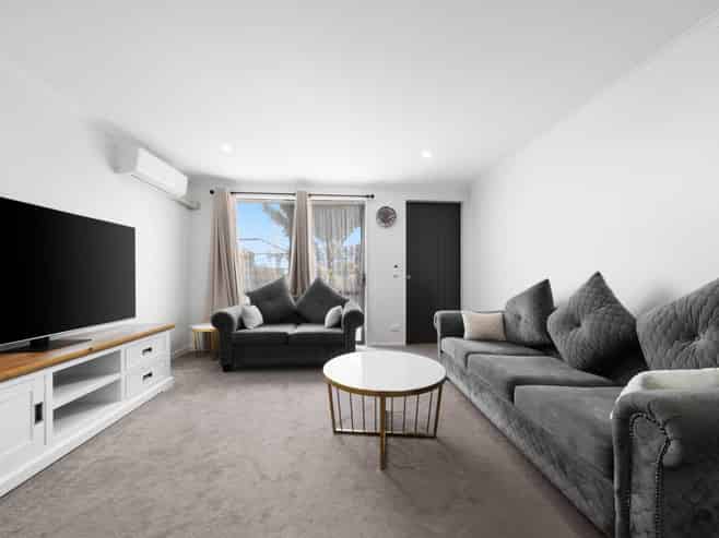 43 Saddleback Crescent, Papakura