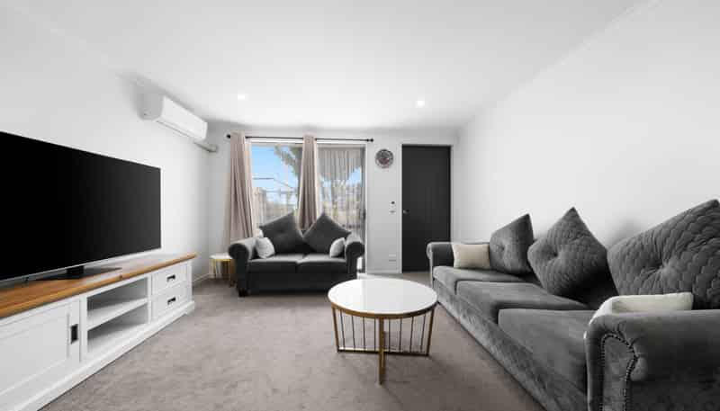 43 Saddleback Crescent, Papakura