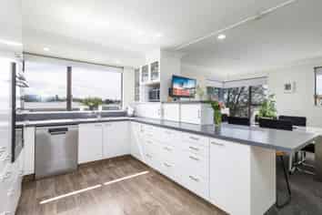 6 Exeter Street, WAIMATE