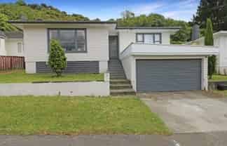 12 Puriri Street, Wainuiomata