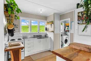 15 Massey Road, Waipu