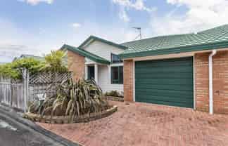 2/3 Byron Street, Miramar