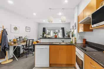 20/3 Kelvin Grove, Te Aro