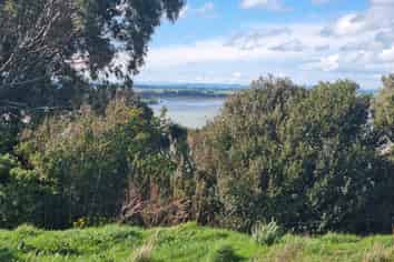 39 Castle Street, Riverton