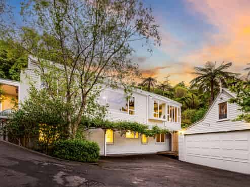 102a Miromiro Road, Normandale