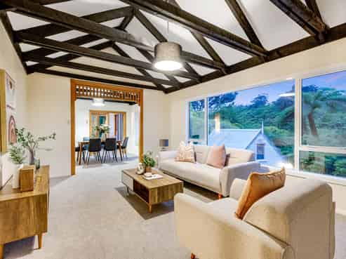 102a Miromiro Road, Normandale