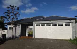 14 Tiri View Place, Waiake