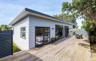 23 Hughes Street, Waikanae Beach