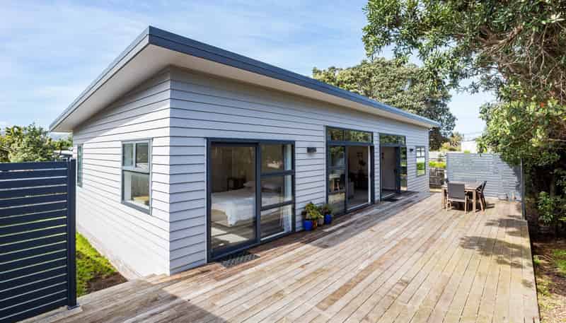 23 Hughes Street, Waikanae Beach