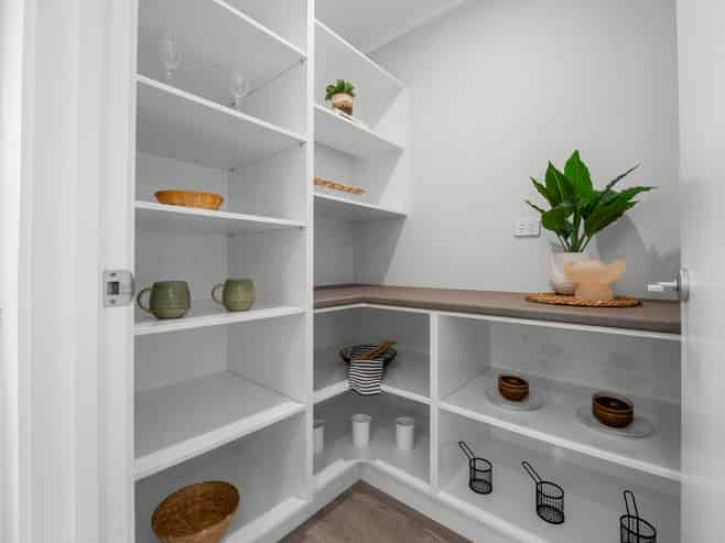 24 Drower Glen, Flagstaff