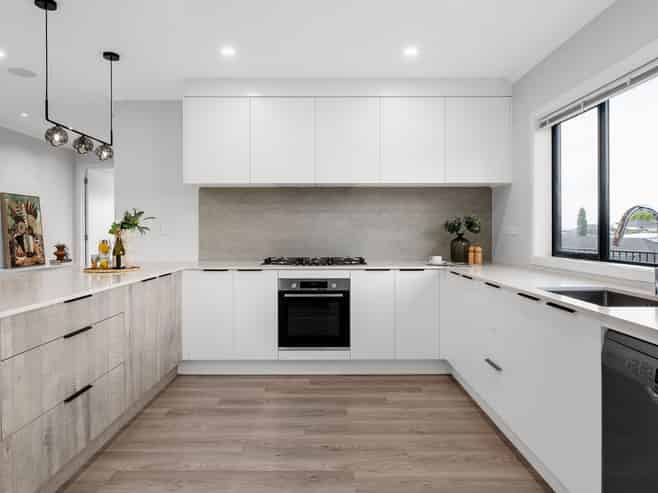 24 Drower Glen, Flagstaff