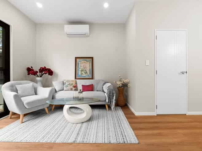 21 Don Oliver Lane, Glen Eden