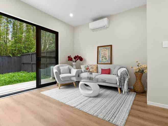 21 Don Oliver Lane, Glen Eden