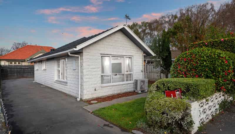 1/170 Waimairi Road, Ilam