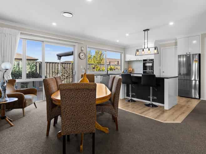 17 Rakaia Way, Poraiti