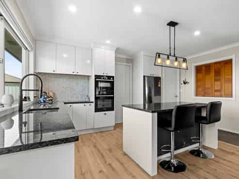 17 Rakaia Way, Poraiti