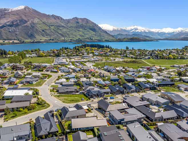 38b Farrant Drive, Wanaka