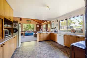 21 Deer Park Road, Cheviot