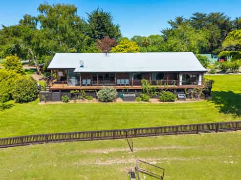 21 Deer Park Road, Cheviot