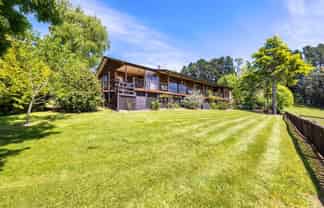 21 Deer Park Road, Cheviot