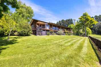 21 Deer Park Road, Cheviot