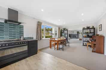 13 Stratton St, Normandale