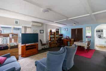 910 Grove Road, Mayfair