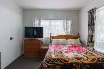 910 Grove Road, Mayfair