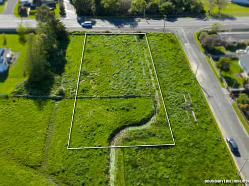 211 & 213 Bridge Street, Bulls