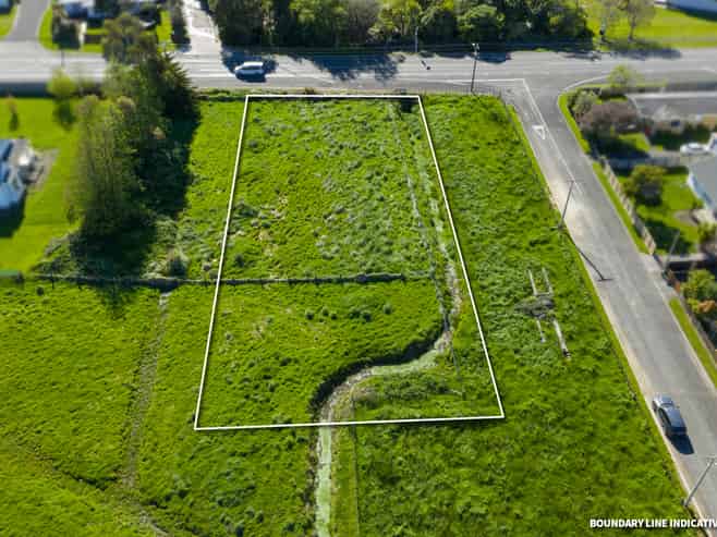 211 & 213 Bridge Street, Bulls