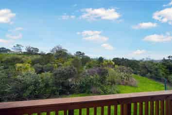 132E Tiriwa Drive, Massey
