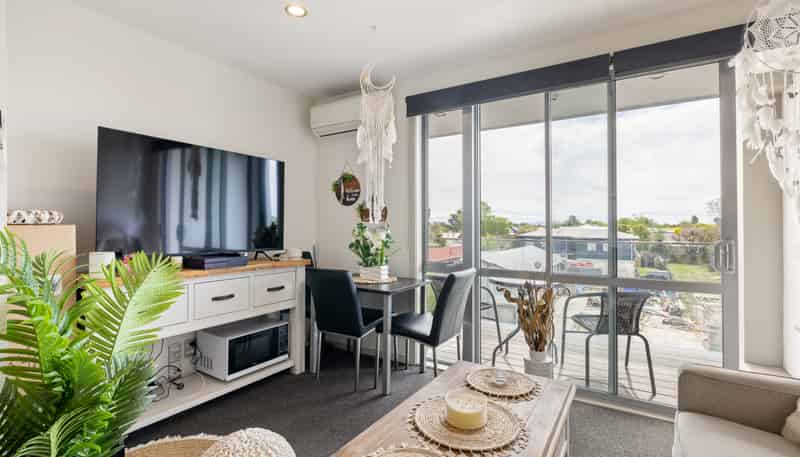 9/376 Worcester Street, Linwood