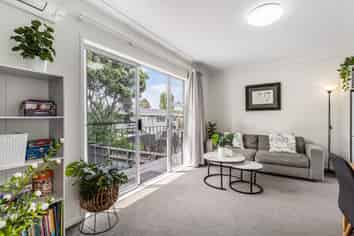 7/19 Houghton Street, Meadowbank