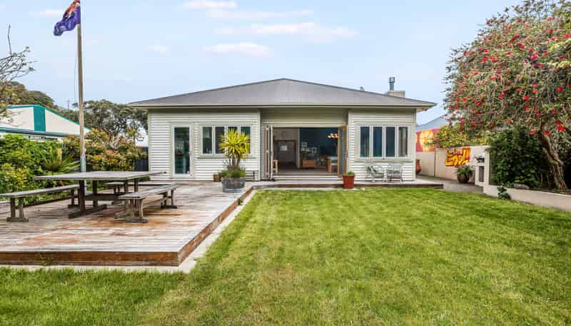 115 Miramar Avenue, Miramar