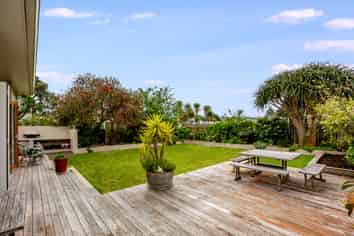 115 Miramar Avenue, Miramar