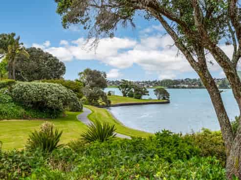 16A Oleander Point, Farm Cove