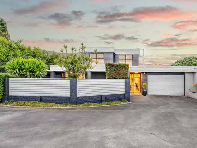 16A Oleander Point, Farm Cove