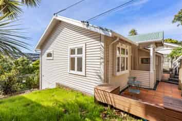 63 Rhine Street, Island Bay