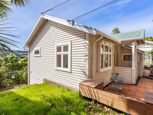 63 Rhine Street, Island Bay