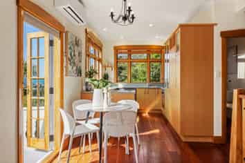 63 Rhine Street, Island Bay