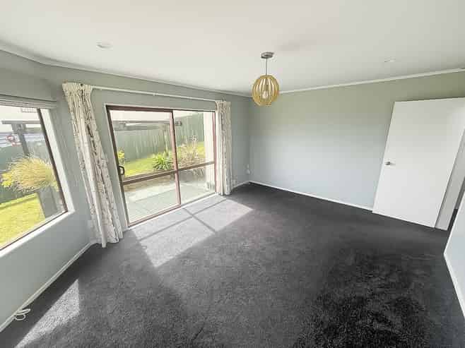111 Woodman Drive, Tawa
