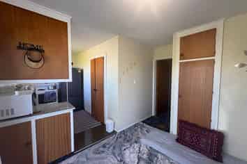 19A Resolution Place, Bryndwr